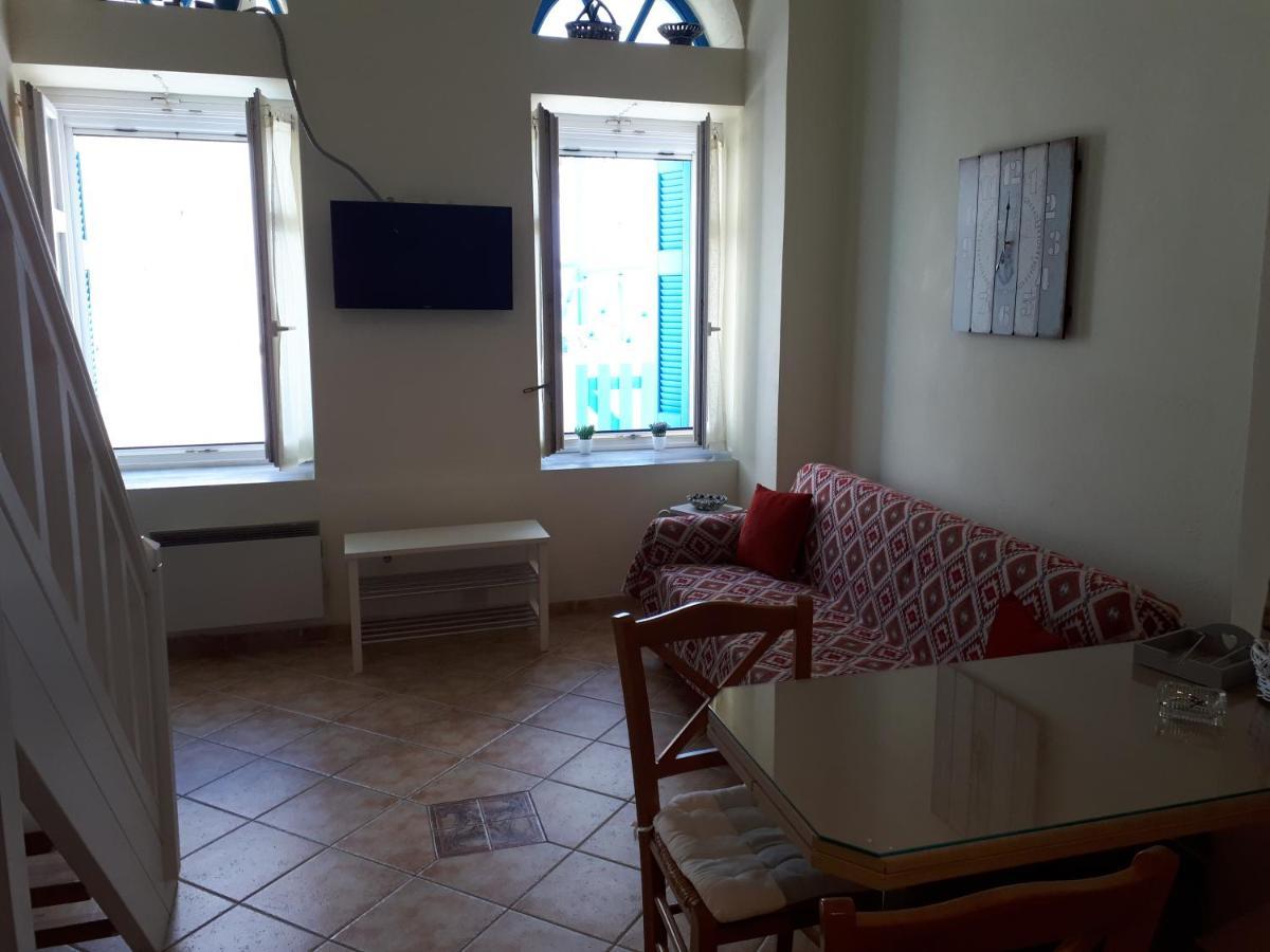 Roula'S Suites Андрос Экстерьер фото